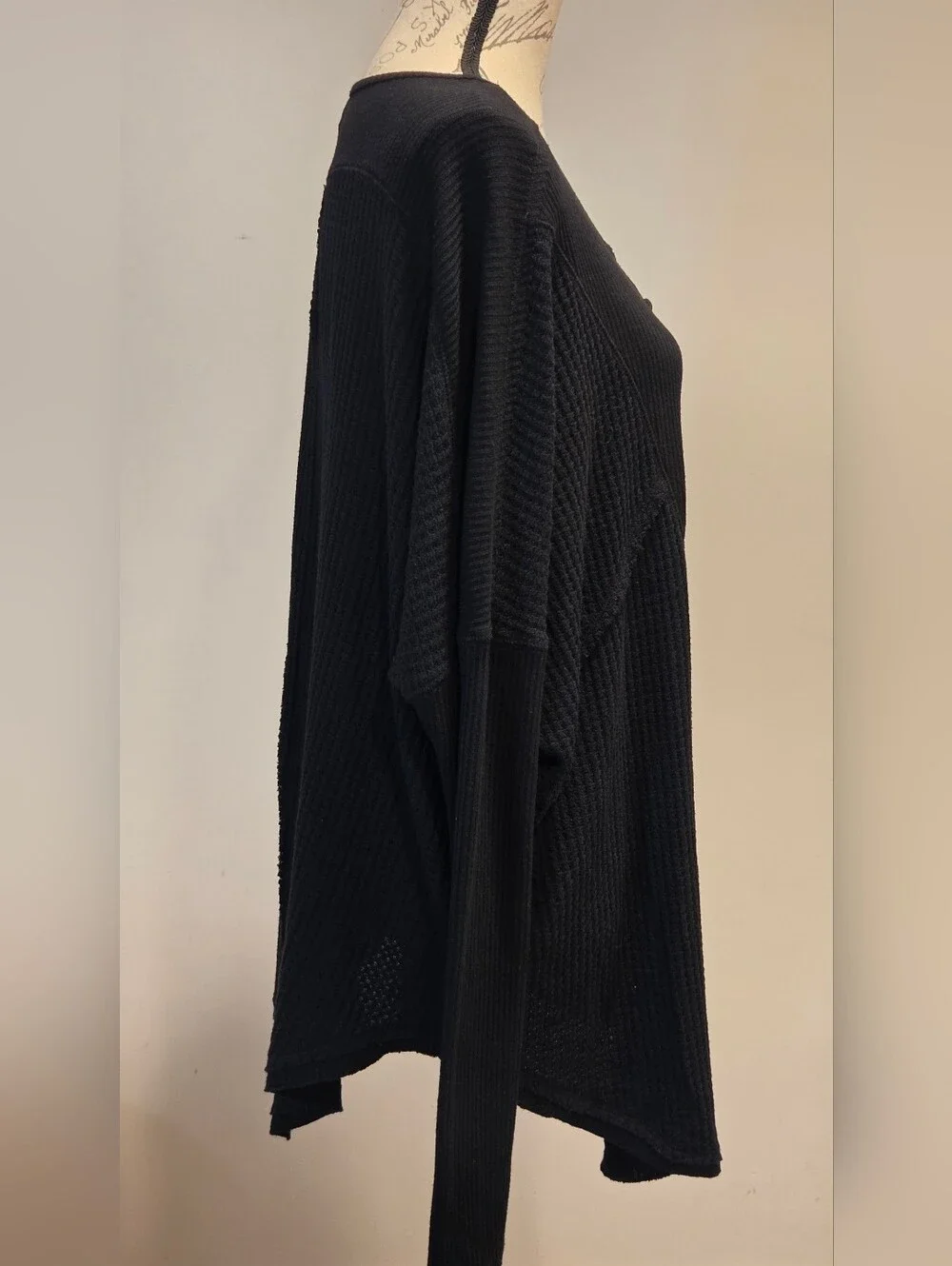 FREE PEOPLE Waffle Knit Henley Tunic Top - Black, Size L.